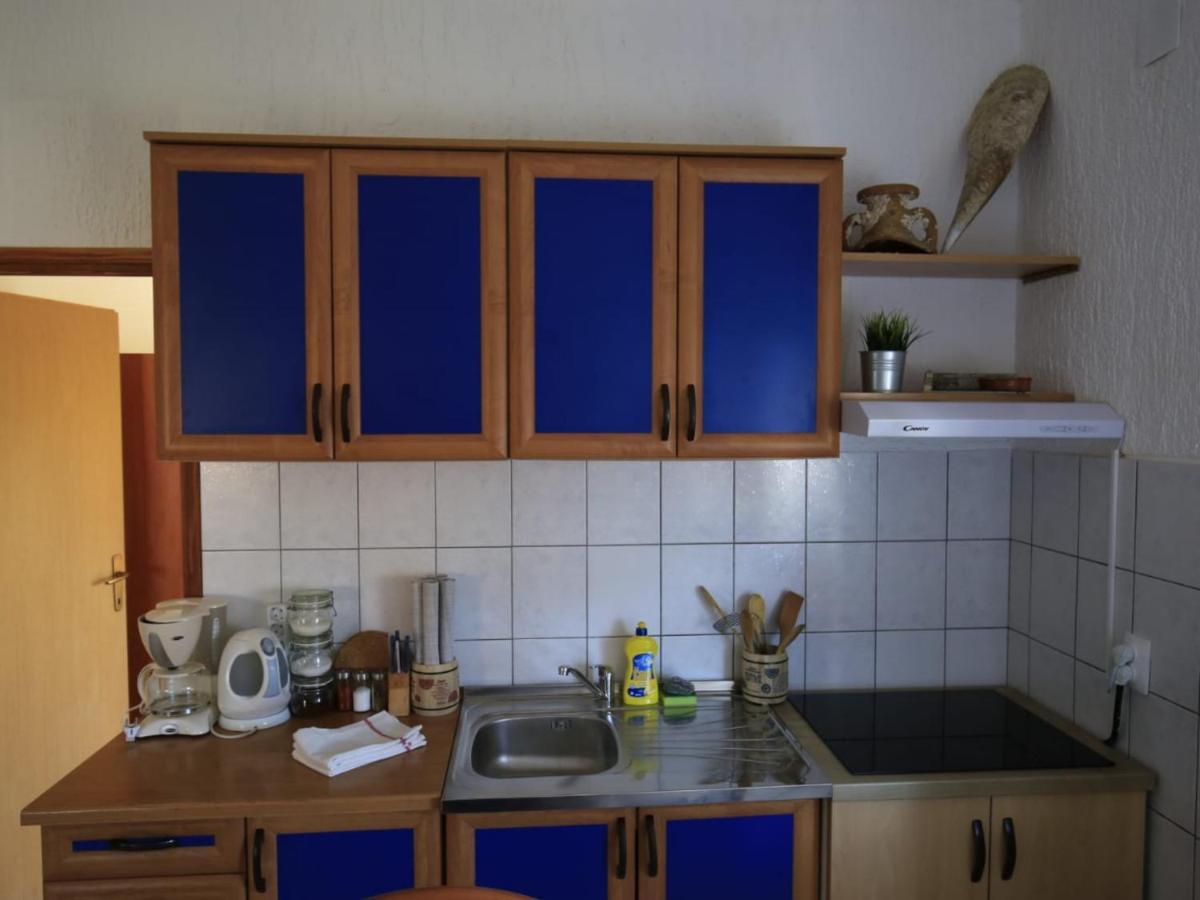 Apartment Barbara Vir Bagian luar foto