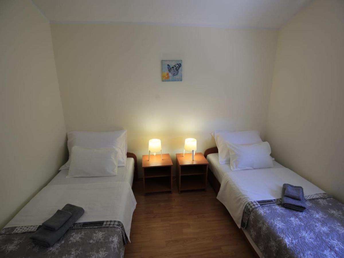 Apartment Barbara Vir Bagian luar foto