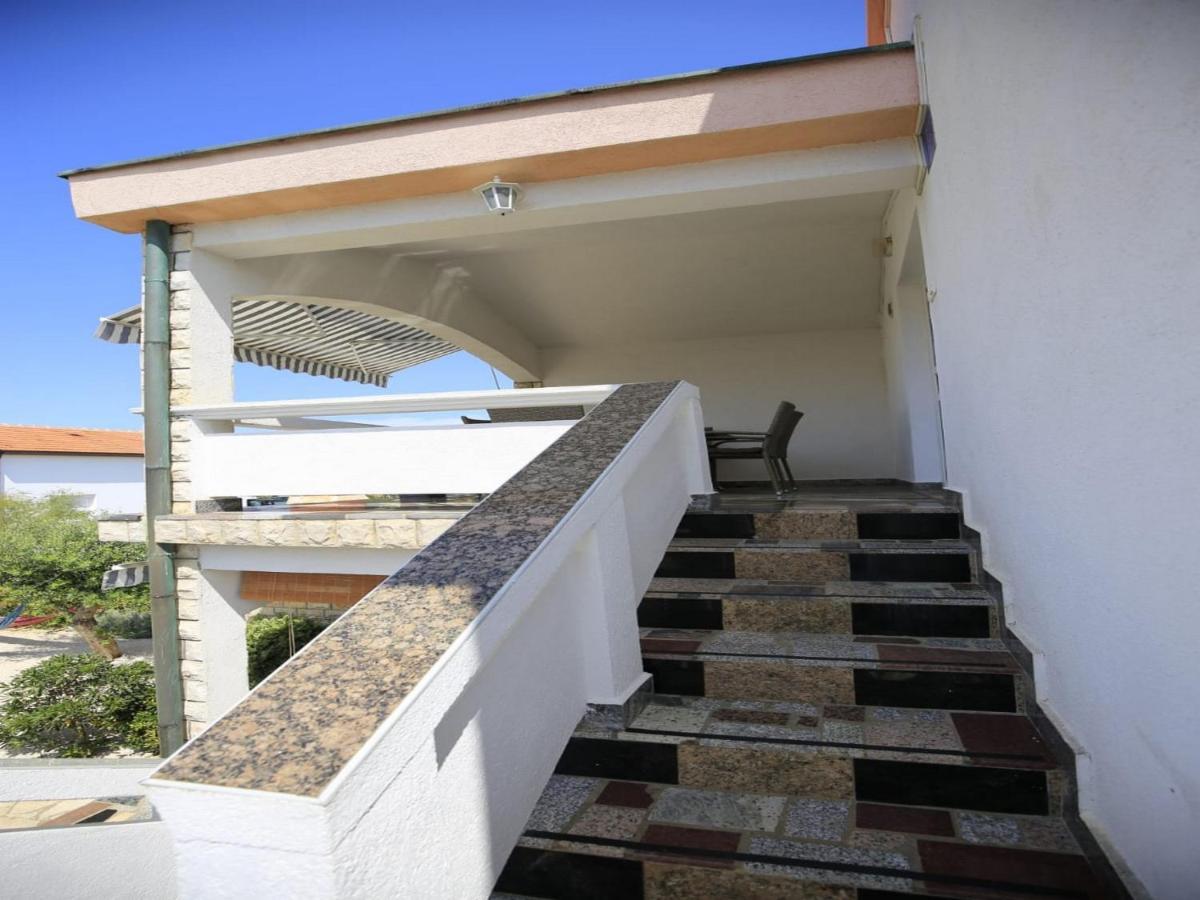 Apartment Barbara Vir Bagian luar foto